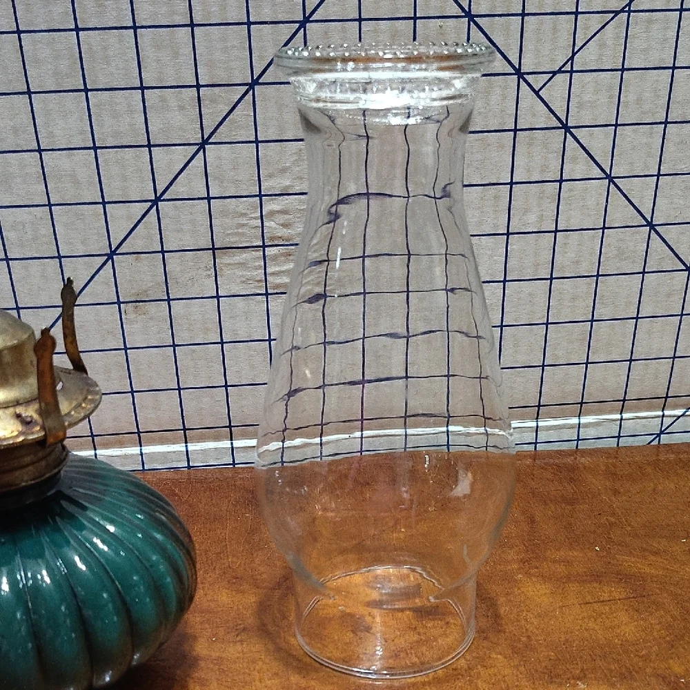 Emerald Green Ribbed Glass Oil Lantern with Clear Chimney
